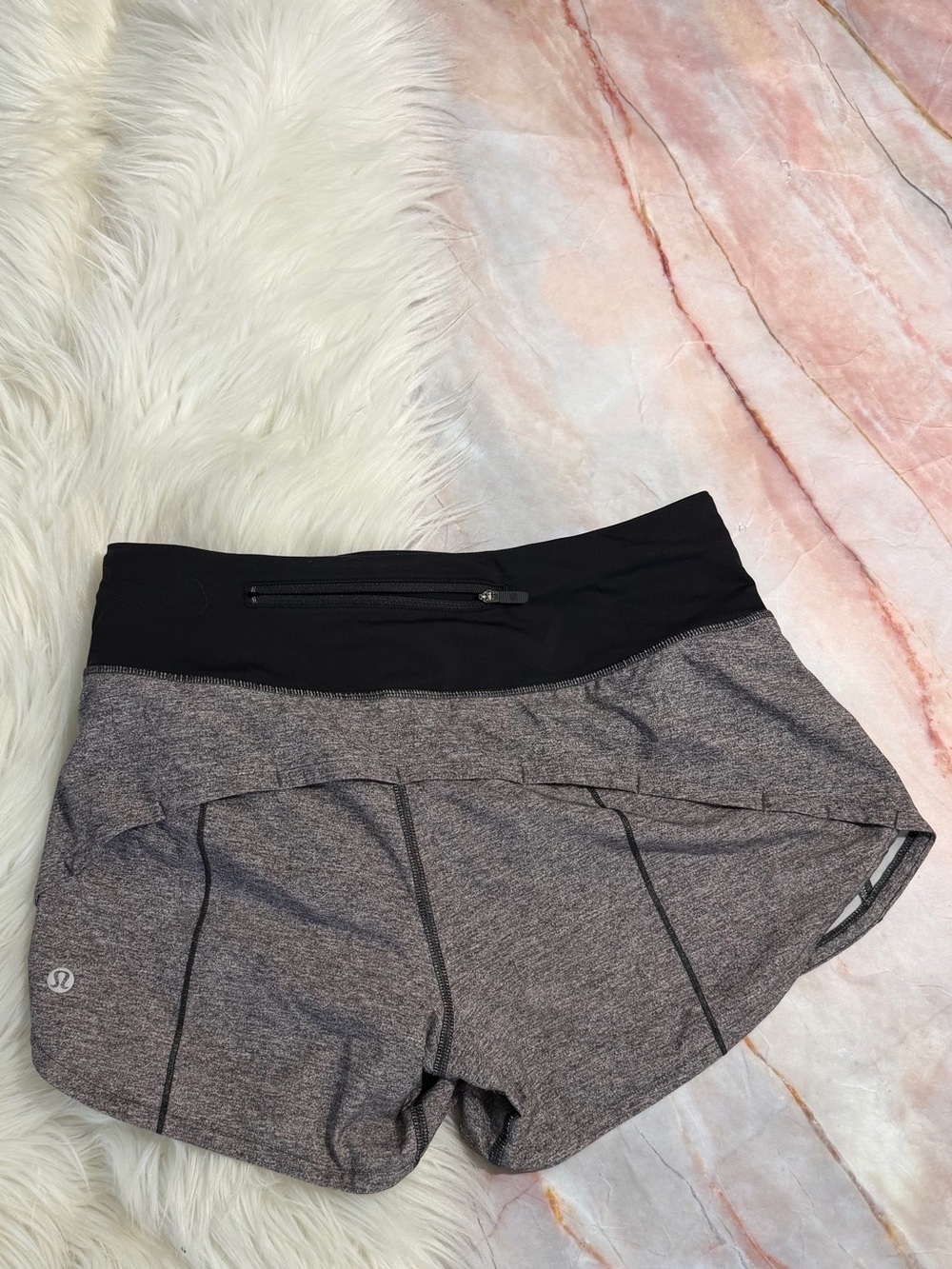 lululemon athletica Speed Up shorts Heather Lux Multi Black / Black Sz 4